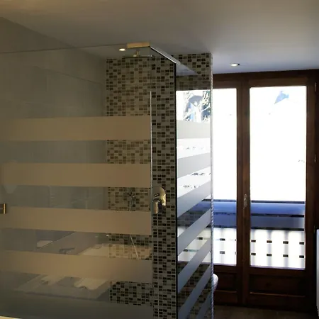 Otel L'ermita 3*