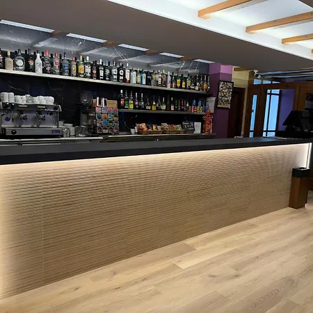L'ermita Otel 3*